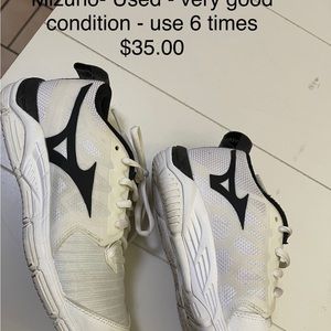 Used Mizuno - women’s 6
